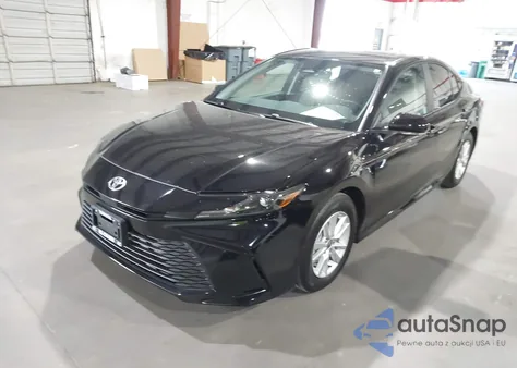 2025 Toyota Camry Le z USA, uszkodzony, nr VIN 4T1DAACK8SU640871